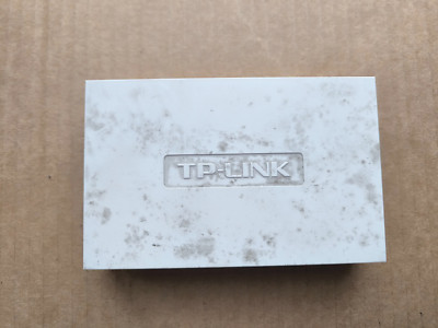 TP-LINK TL-SF1008D WHITE VER 5.2 10563701393 8-PORT 10/100Mbps DESKTOP SWITCH