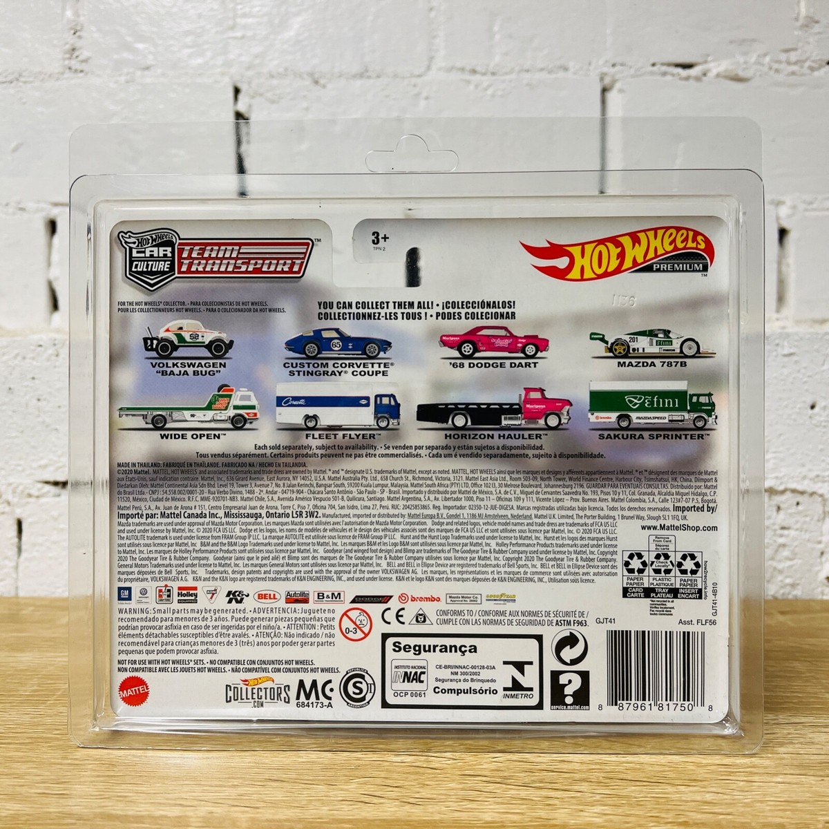 Hot Wheels Team Transport Corvette Stingray Legends Tour Color n/a