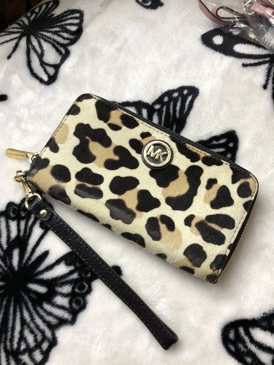 Michael Kors Berkley Leopard Clutch | Leopard clutch, Michael kors bag, Michael  kors