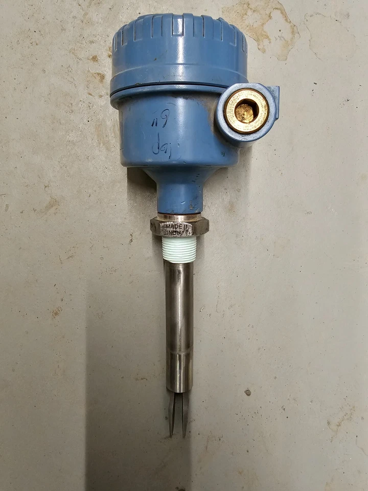 Rosemount 2120D1DV1E5YE0180 Vibrating Level Switch 20-264v-ac GREAT DEAL!! - Image 2 of 3