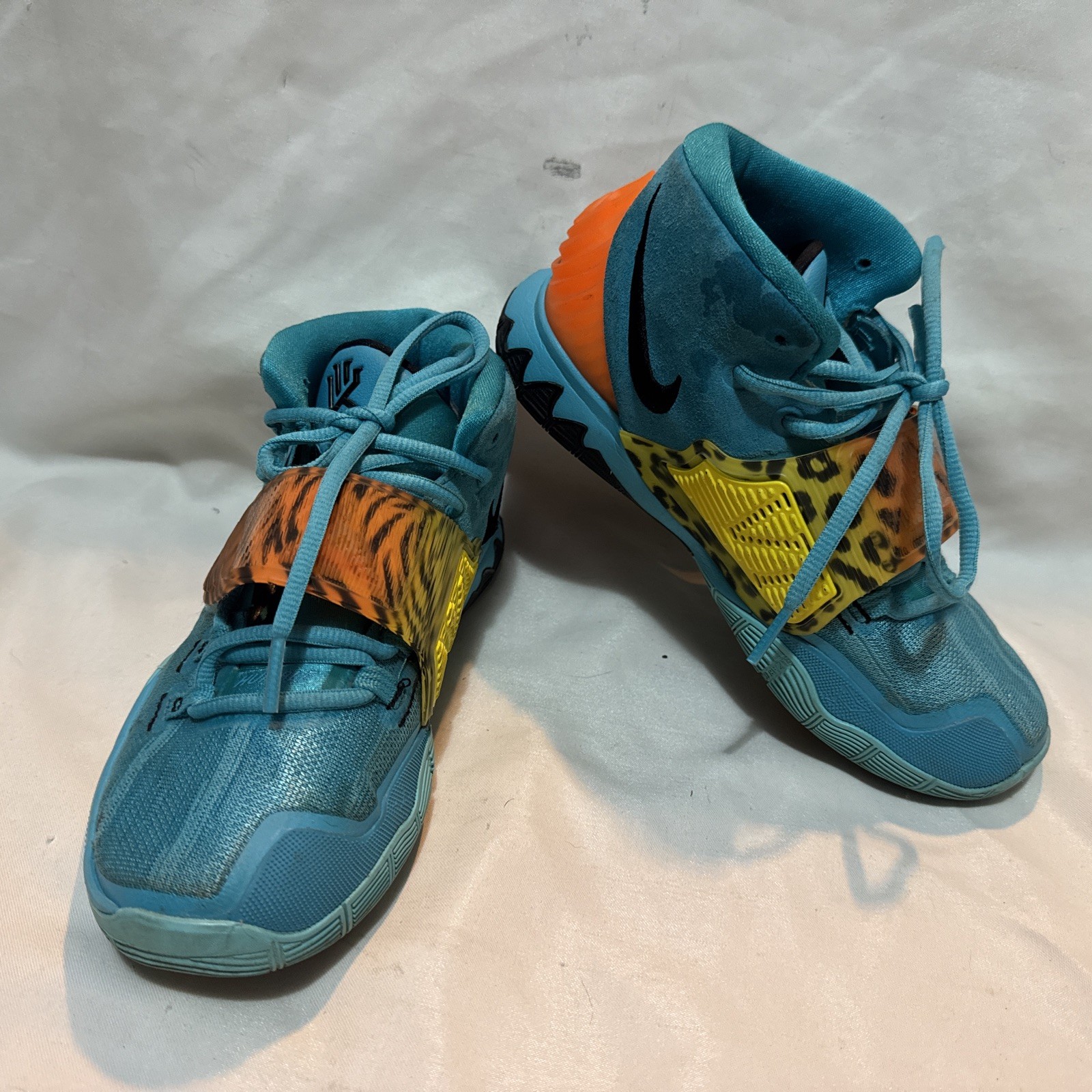 kyrie 6 oracle aqua on feet