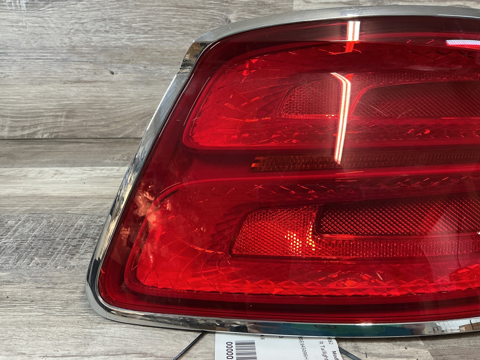 Bentley Continental GT 2023 Tail light