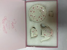Hello Kitty Tea Set