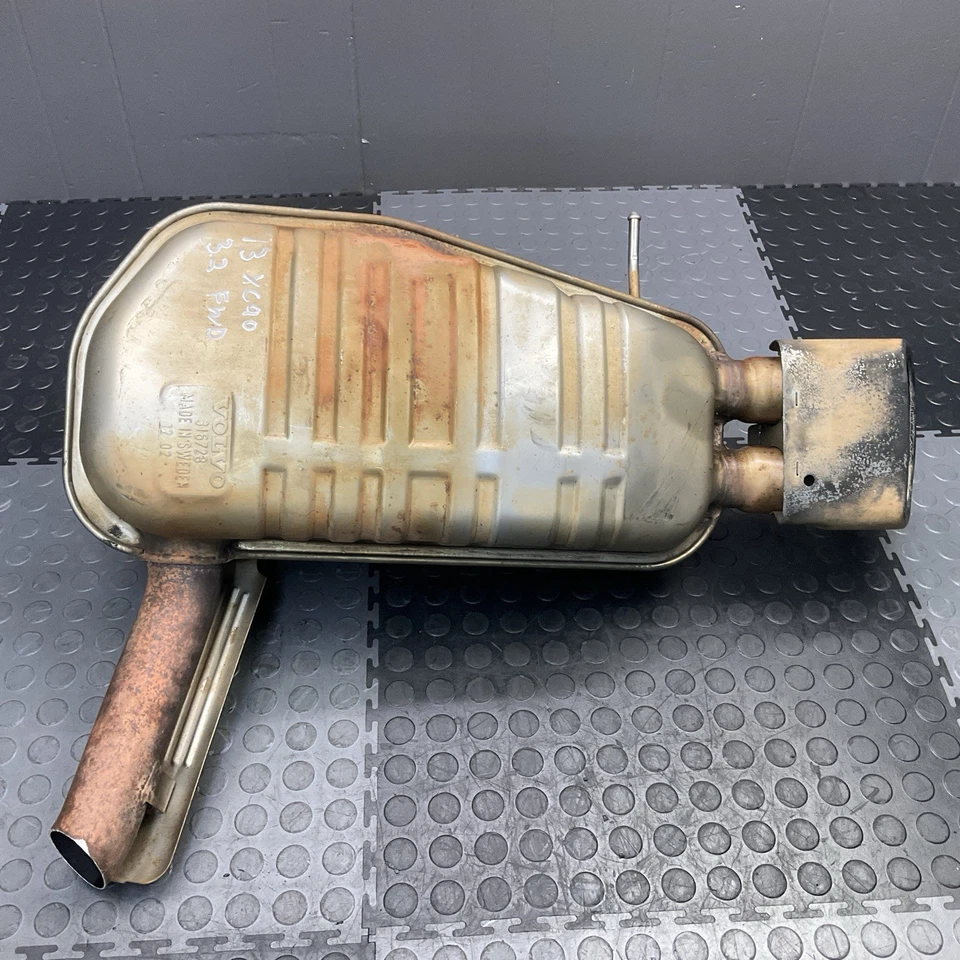2008-2014 Volvo XC90 3.2 Liter FWD Rear Exhaust System Muffler OEM - Image 2 of 4