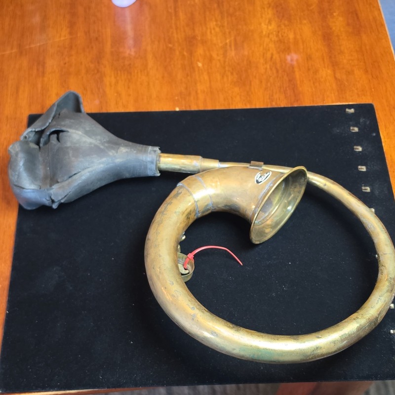 Vintage Brass Bulb Horn with Rubber Squeeze Bulb, Marked "Made of Raindrop"