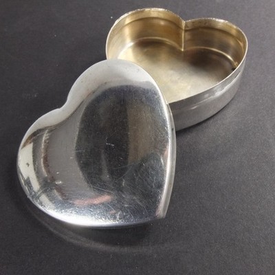 Massive Silber Herzdose Herzform Box Pillenschmuck Valentinstag gemarkt 925 17g