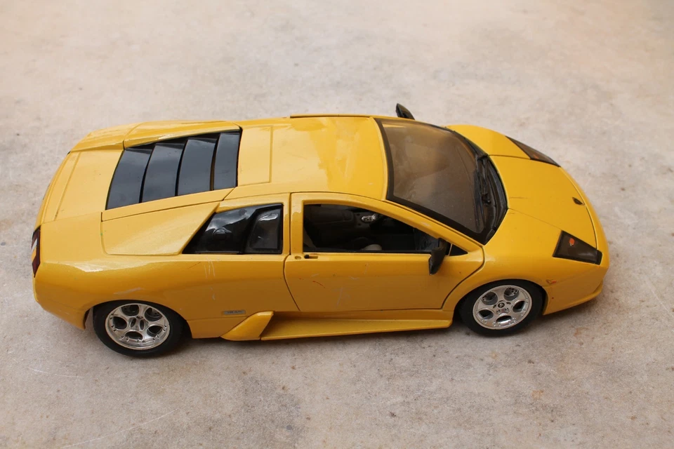 Lamborghini murciélago 1/18 burago jaune - Photo 3/4