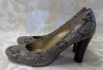 Me Too Leather 3.6'' Heels Size 8 M NWOB Reptile Print 'Milly' Cushioned Nonskid