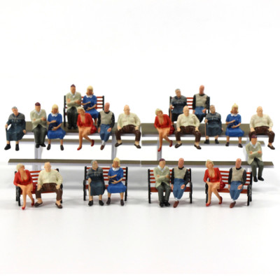 P4804DE NEU 24 Stk. verschieden sitzende Figuren Spur 0 O scale 1:50