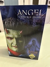 Lorne Exclusive Yellow Suit only 1500 made Sideshow Buffy The Vampire Slayer MIB