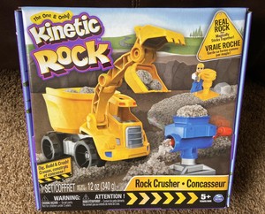 kinetic rock crusher playset