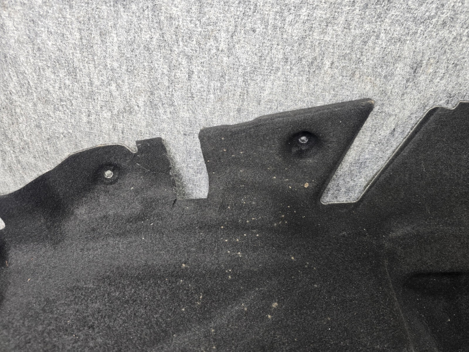 Rear Trunk Quarter Corner Panel Cover Liner Right Mercedes R231 Sl550 Sl63 oem