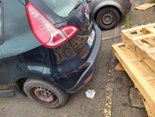 Porte arrière et accessoires Renault SCENIC