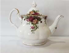 Royal Albert OLD COUNTRY ROSES Teapot Fancy Tea Pot Coffee 8