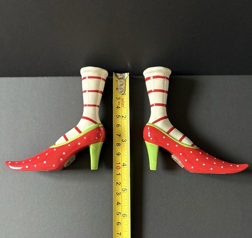 Red White Polka Dot High Heeled Shoes Salt & Pepper Shakers Elf Shoes Dept 56 - Picture 9 of 10