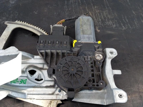 13100416 Alzacristalli Anteriore Destro. per OPEL ASTRA H GTC Sport 2005 1046469 - Foto 3 di 7