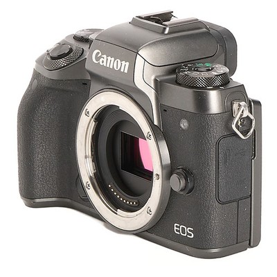 Canon EOS M5