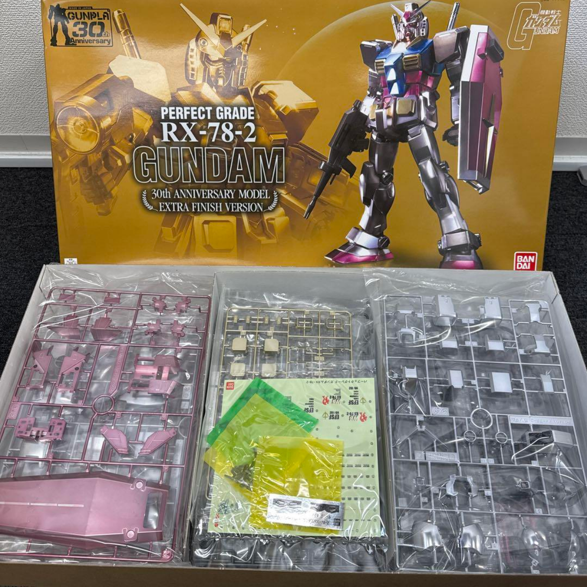 Bandai RX-78-2 Gundam 30th Anniversary Limited Extra Finish Ver