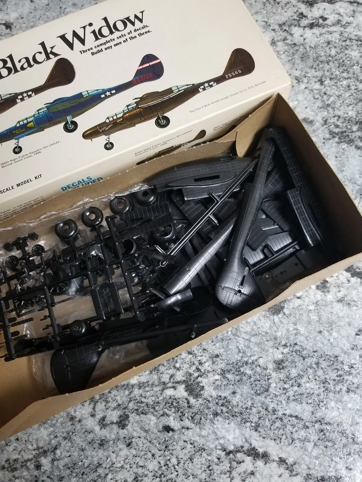 MPC Model Profile Series: P-61 BLACK WIDOW Kit #2-1507-150 Unbuilt 3 Versions - Image 4 of 4