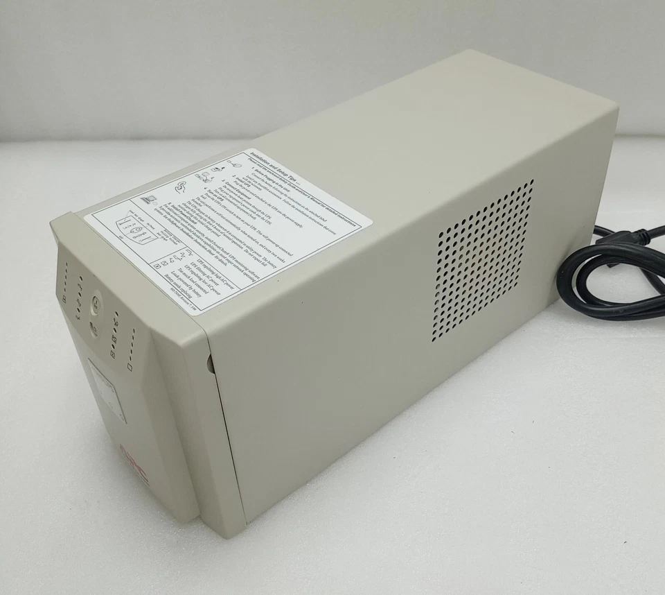 APC Smart-Ups 700VA, Power Supply Backup 120V / Part Number SU700X93 - Image 3 of 4