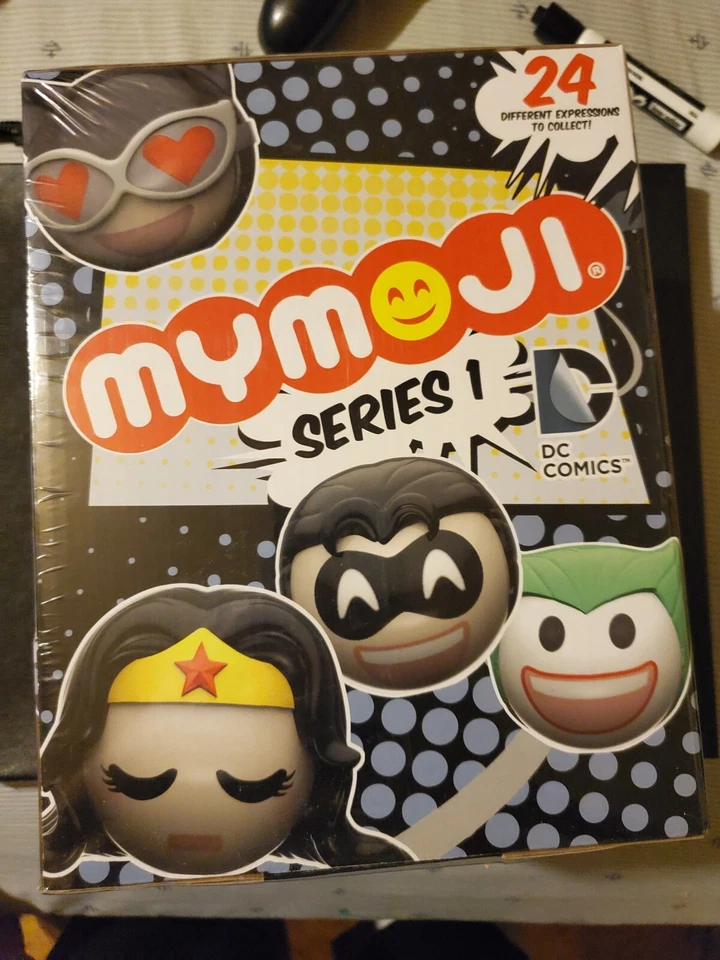 DC COMICS MYMOJI Series 1 SEALED CASE OF 24 - Image 4 of 4