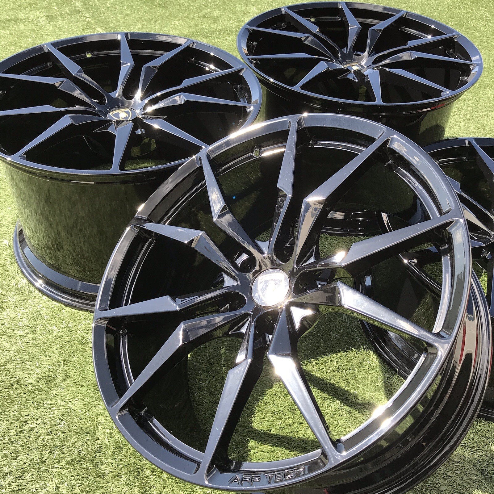 20 21 LAMBORGHINI AVENTADOR SV OEM STOCK GENUINE SET OF 4 LP720 MADE BLACK DIONE