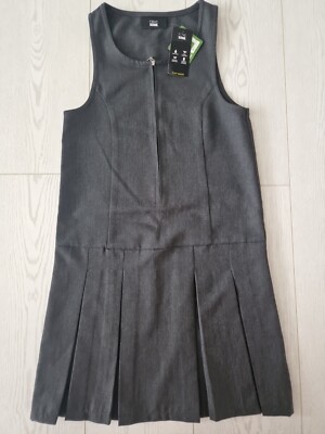 Next graue Schul-Trägerhose mit Reißverschluss vorne Größe 10 Jahre 140 cm schmale Passform neu mit Etikett