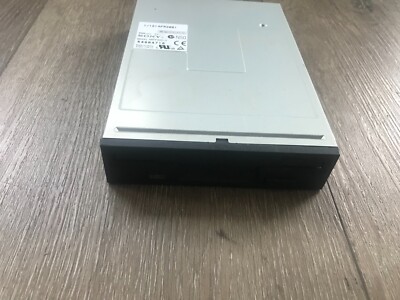 Sony MPF920-1 3.5'' 1.44MB IDE Internal Floppy Disk Drive Black Bezel