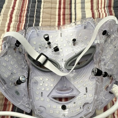 LED Light Therapy Face Mask Adjustable Clear Plastic Power Adapter