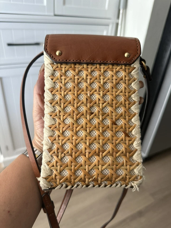 Tory Burch Miller 皮革麂皮绒智能手机斜挎包骆驼色 — 第 4/4 张图片