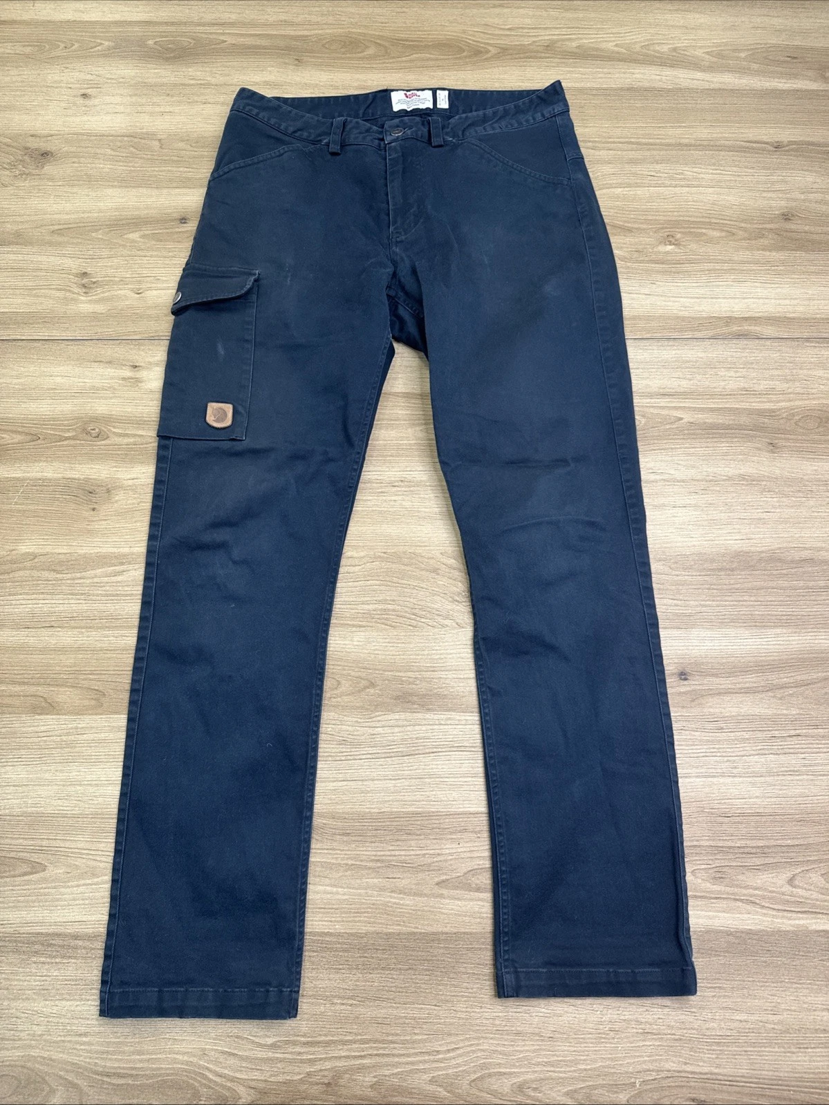 Fjallraven Greenland Stretch Trousers - Mens Size EU46 - Faded Black 30”-31” US
Opens in a new windo