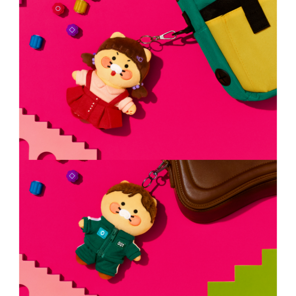 squid-game-kakao-friends-choonsik-younghee-player-costume-keyring-us