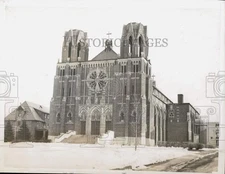 1947 Press Photo St. Joseph's Church in Haverhill, Massachusetts. - lrx98602
