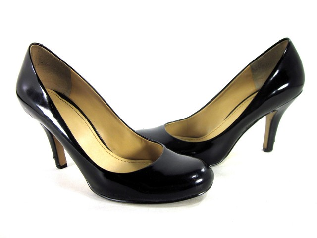 nine west black patent pumps
