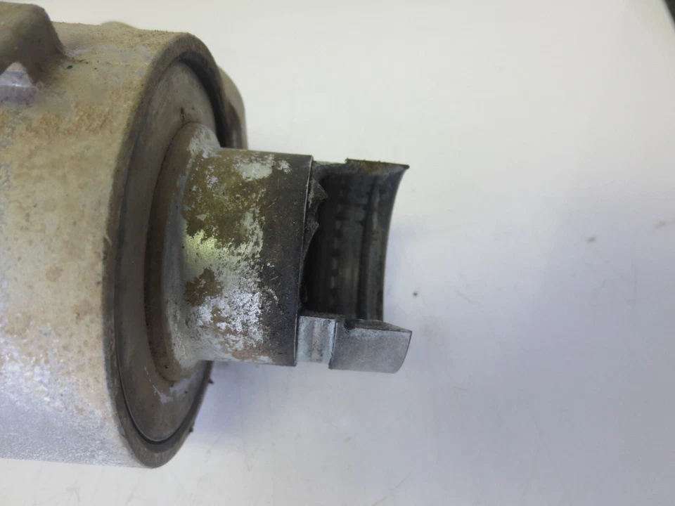 03 04 05 Honda Rincon 650 4x4 ATV usado OEM extremo diferencial delantero Foto 2 de 4