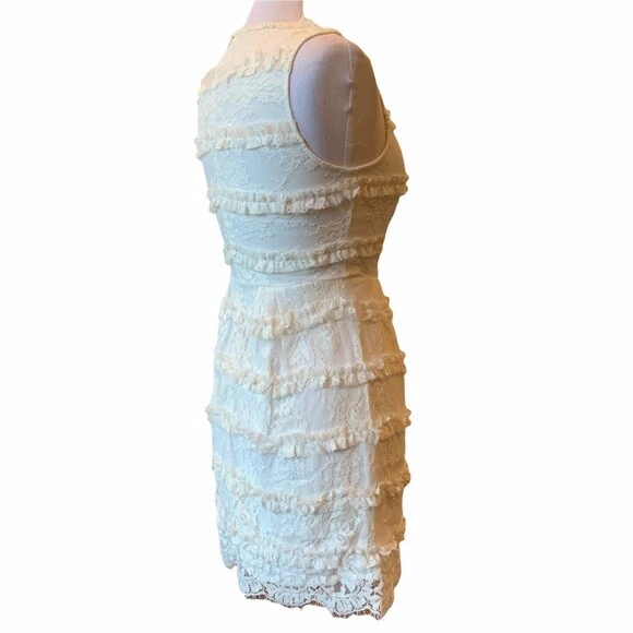 OFF WHITE Abito piccolo REVOLVE MAJORELLE bianco sporco pizzo volant nuovo senza etichette