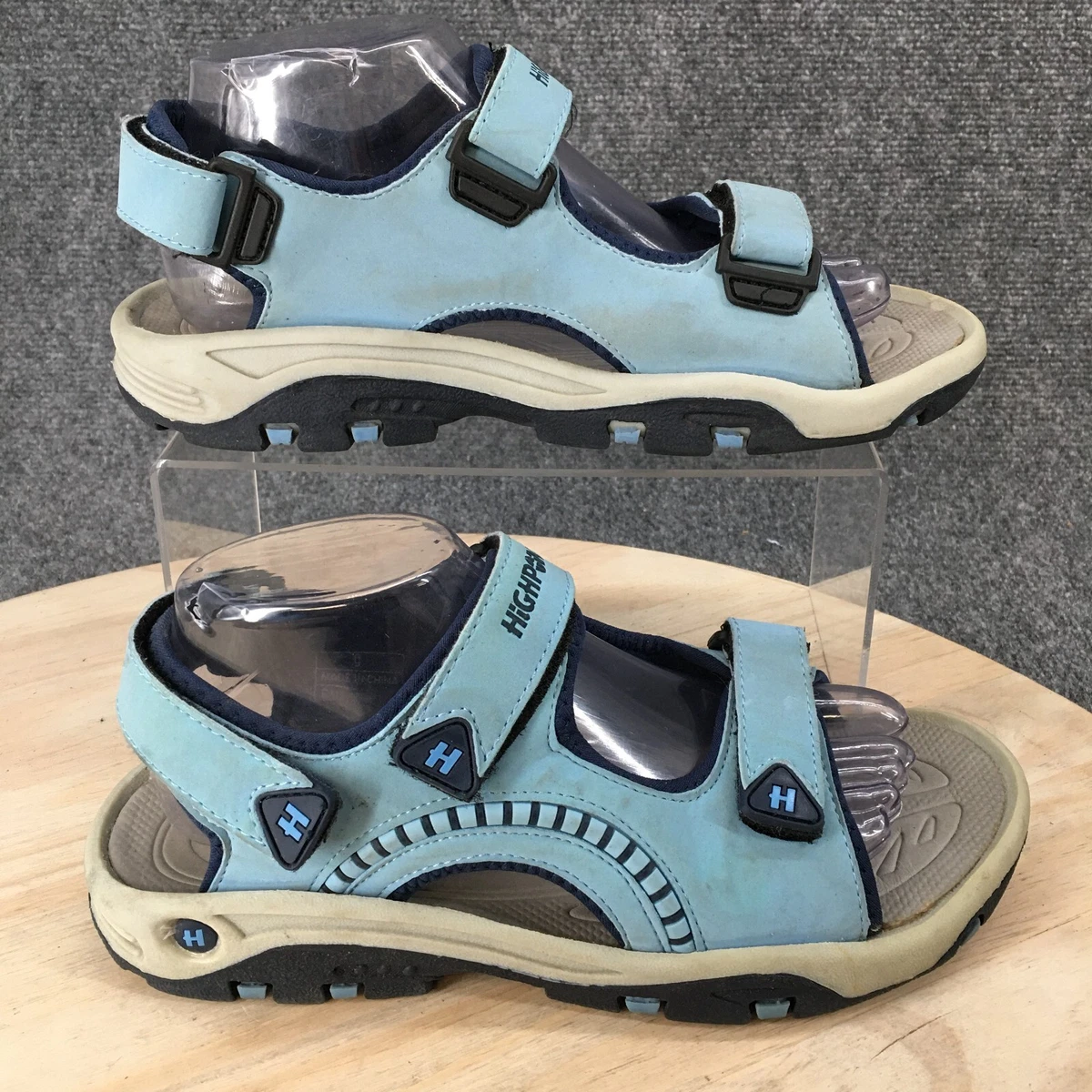 Leather shop point sandals
