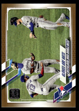 2021 Topps gold - #539 Gloves are Hats #'d 263/2021 *Free Shipping* Blue Jays