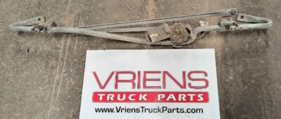 KENWORTH WIPER-FRAME AND LINKAGE R23-1037-200 R23-1029-21 | eBay