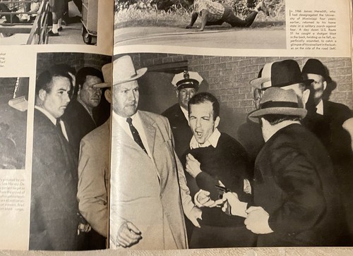 Vintage Life Magazine, The 60s Decade Of Tumult And Change, Two In One Issue - Picture 13 of 20