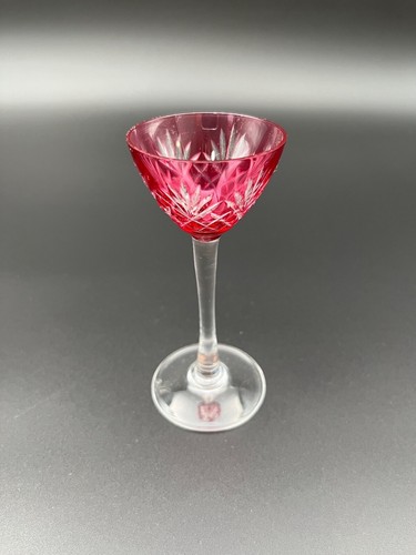 1 VERRE À LIQUEUR DE COULEUR EN CRISTAL DE SAINT-LOUIS ROUGE Modèle MASSENET - Foto 2 di 5