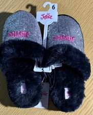 Justice Girls Size 6 Slip on Slippers Sliver Pink NWT