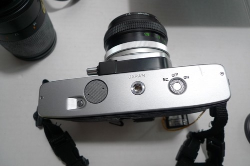 Vintage- Minolta SRT 100 With Extras: CASE,  LENS,  FLASH, ETC - Afbeelding 11 van 12