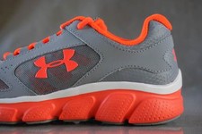 UNDER ARMOUR GPS ASSERT V sneakers for girls, NEW  AUTHENTIC, size Youth 2