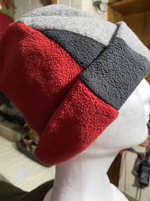  Unisex Gap Multi colored Fleece Hat Polyester Blend Red Grey Black Lg