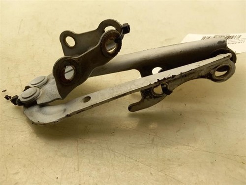 93-97 TOYOTA COROLLA LEFT AND RIGHT SIDE HOOD HINGE ASSEMBLY - Picture 3 of 12