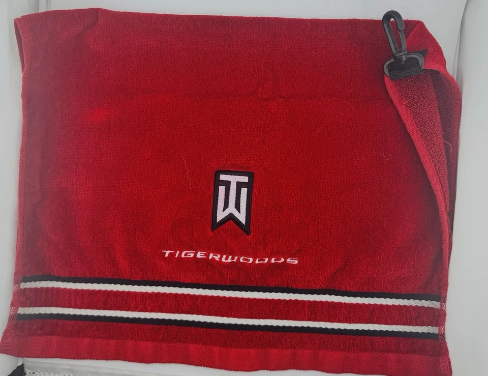 Vintage NIKE GOLF Tiger Woods Golf Towel Embroidered Pre Owned - Image 3 of 4