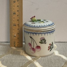 Richard Ginori Italian Fruits small trinket lidded jar