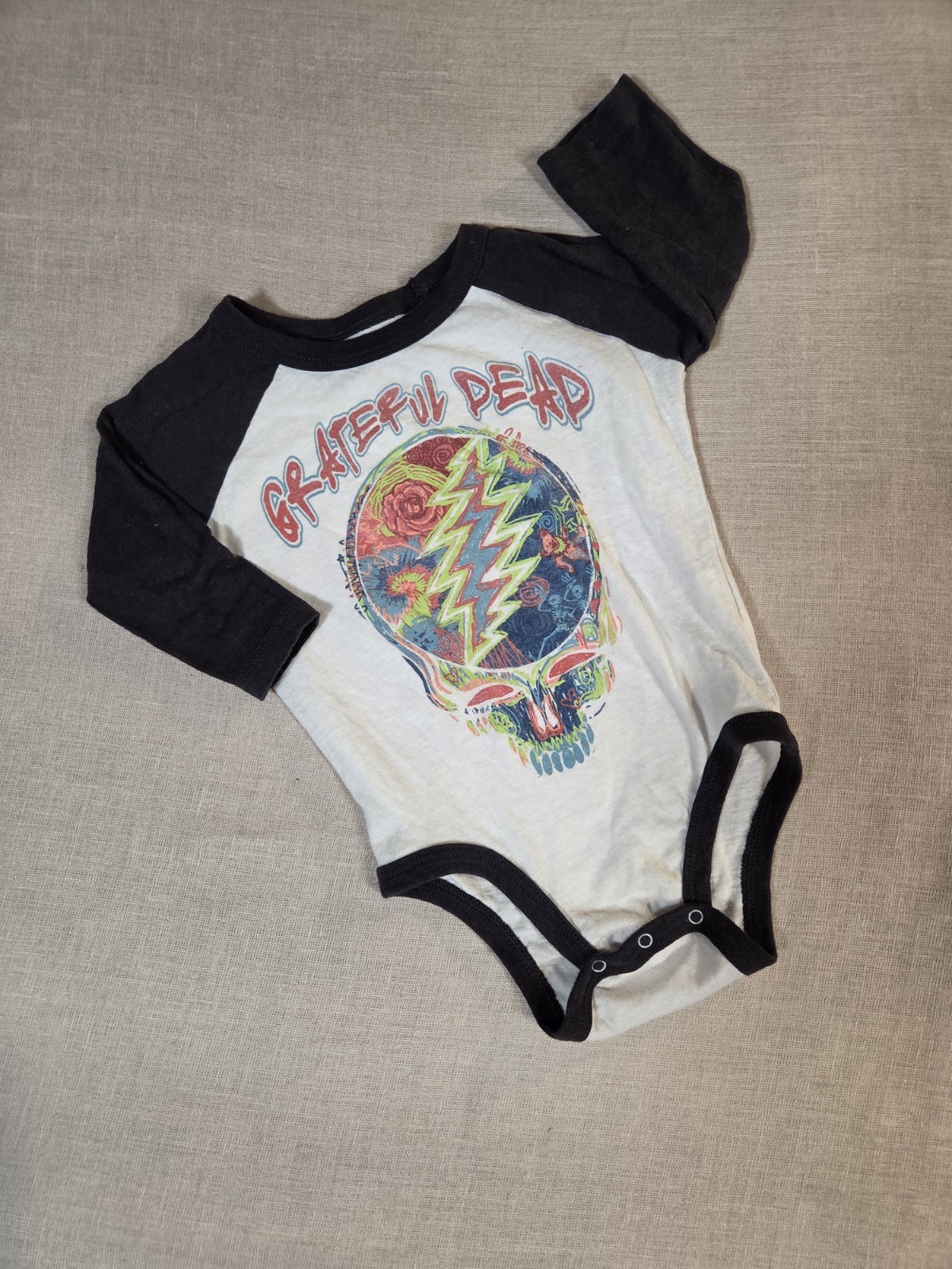 Rowdy Sprout Grateful Dead Baby Long Sleeve Raglan Retro Bodysuit 6-12 Mo