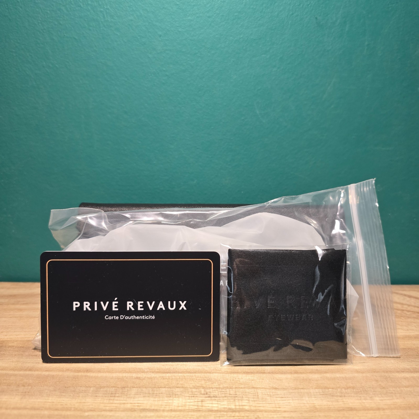 Privé Revaux The Churchill Unisex Sunglasses Purple Polarized UV400 New image 3